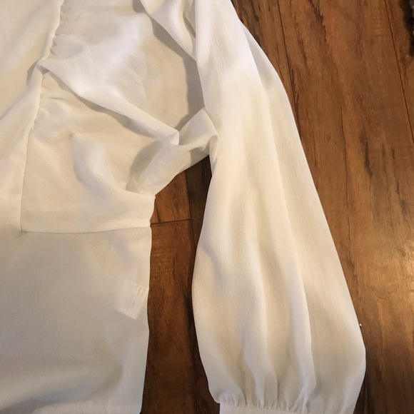 White button down blouse- Shein - Picture 3 of 4